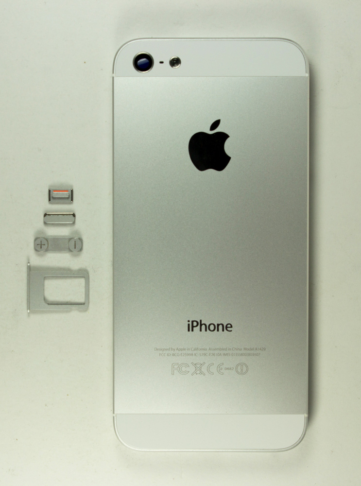 Задняя крышка для iPhone 15 Белая (Синяя)